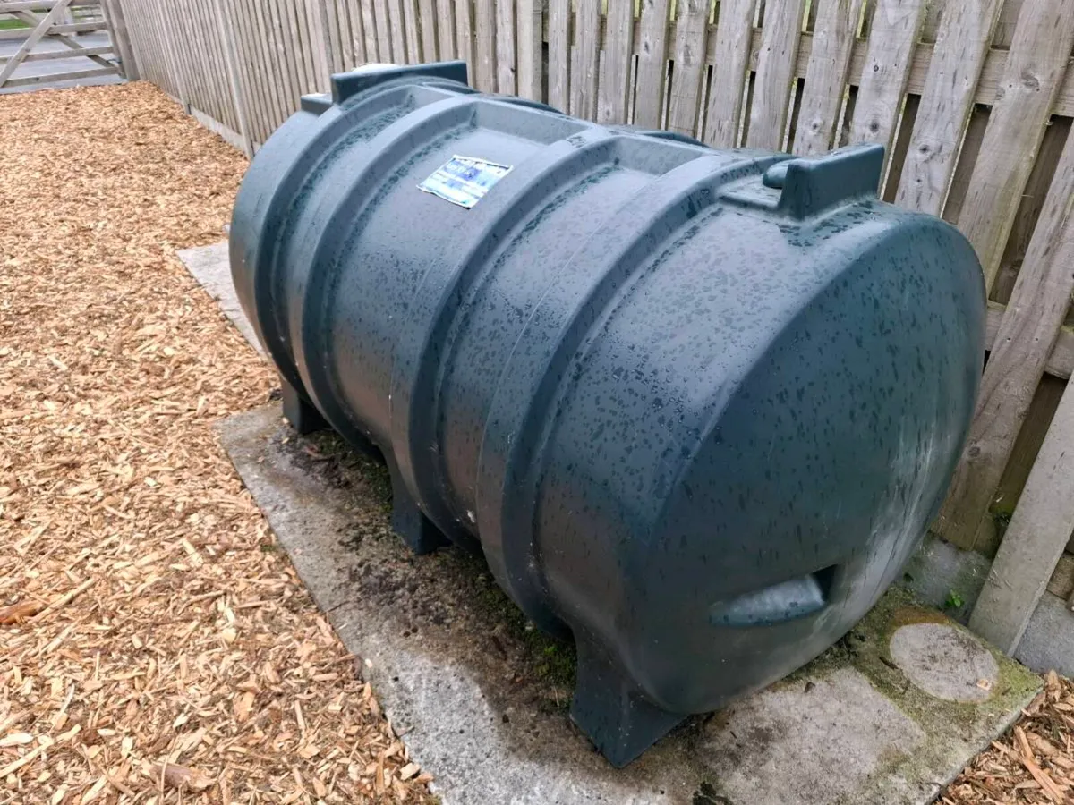 Oil / diesel tank - Image 2
