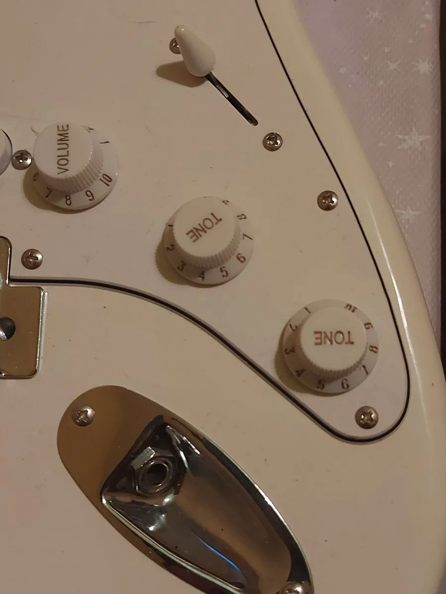 Rocktile Electric Guitar and AMP Set new condition - Image 2