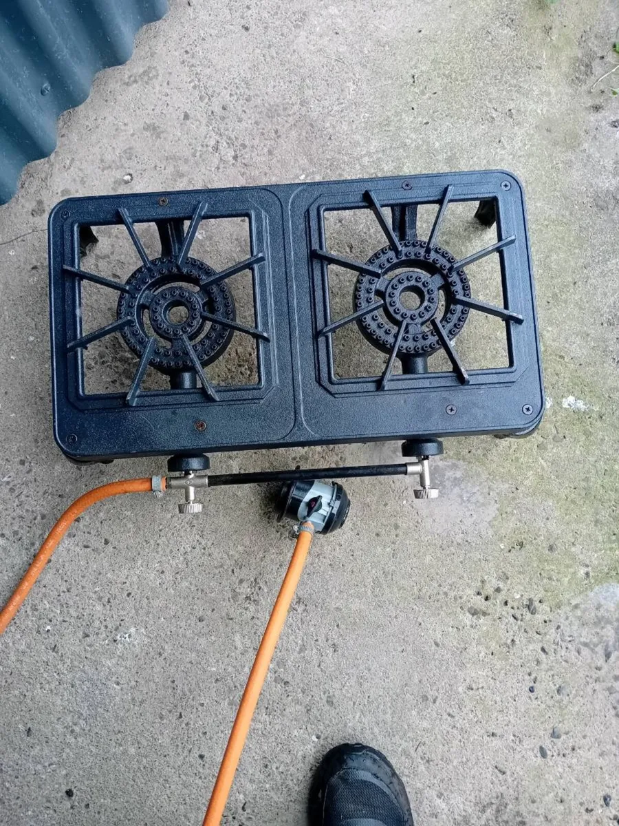 Unused Cast Iron Double Burner Gas Boiling Ring