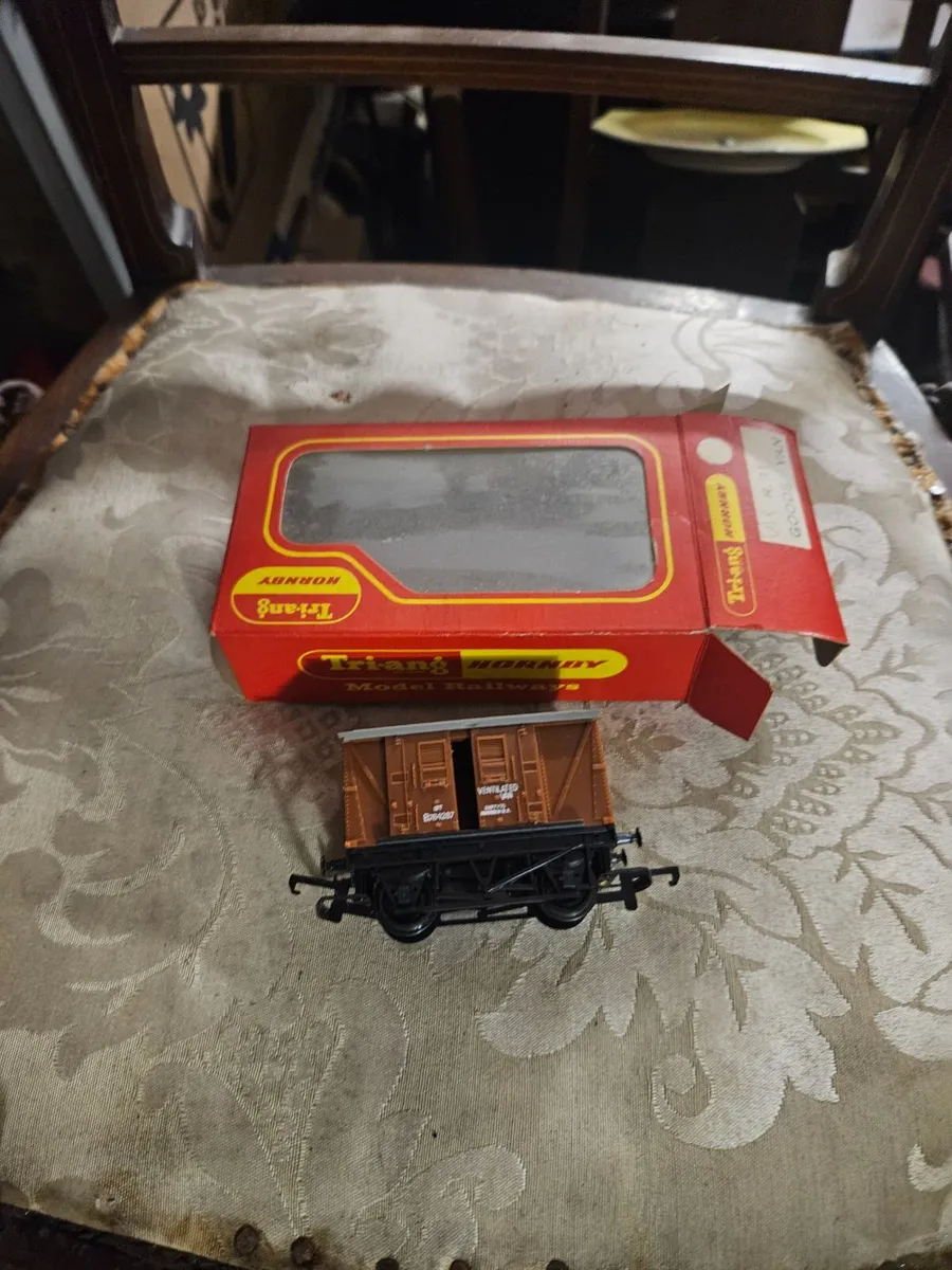 Hornby Triang OO Gauge Wagon