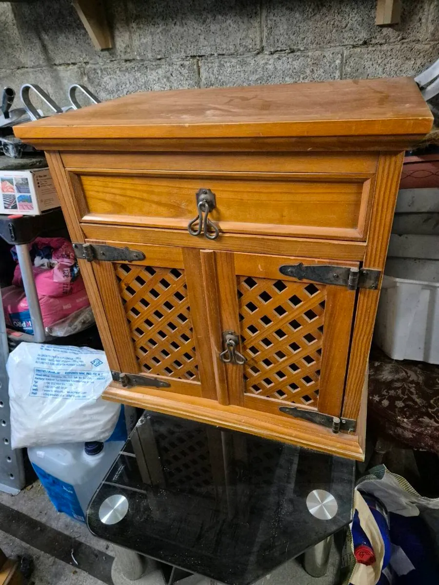 Household items - Image 1