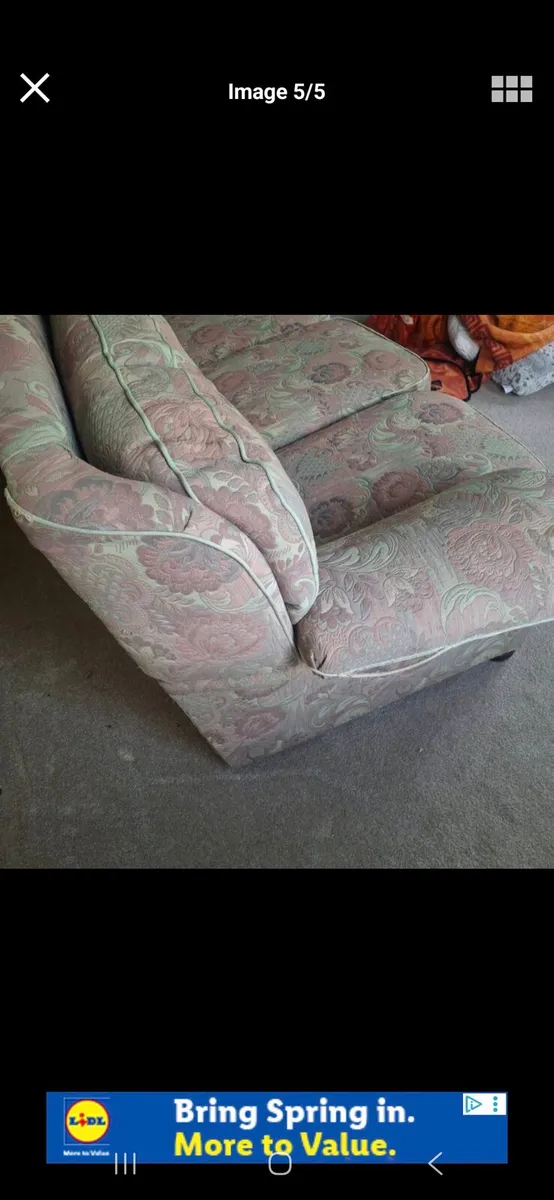 Couch - Image 4