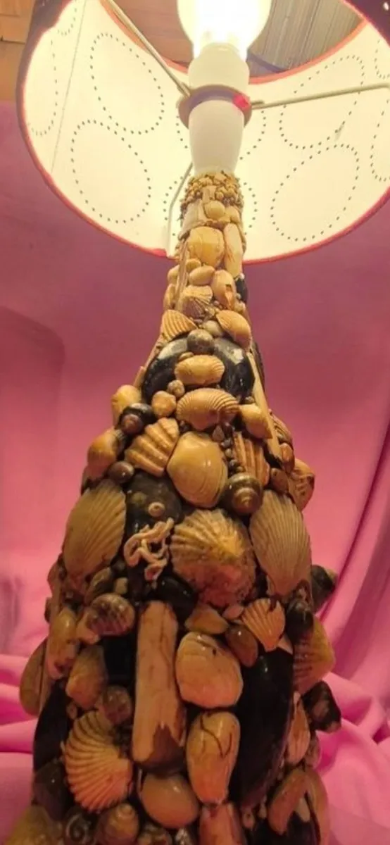 Sea shell lamp - Image 2