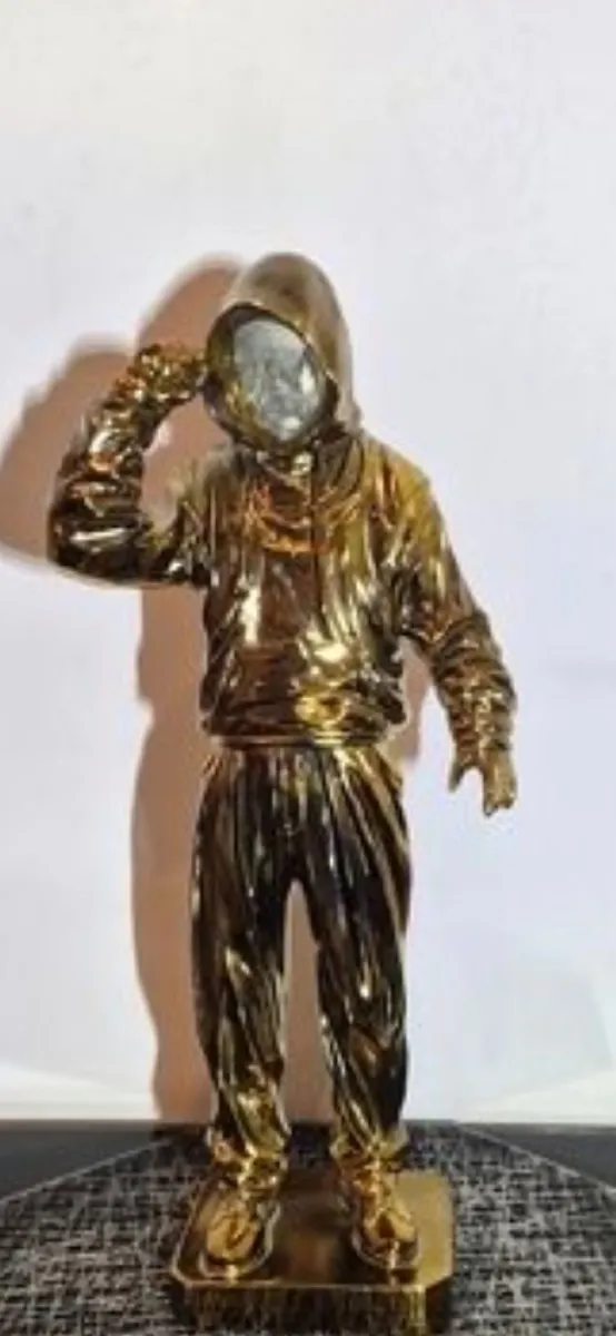 Sculpture - Image 1