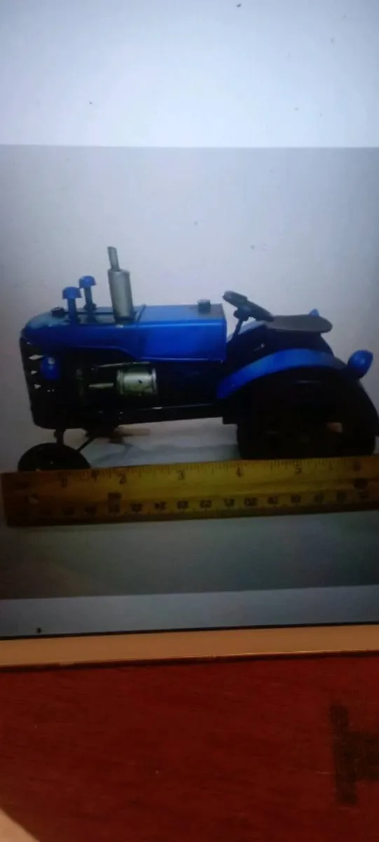 GREEN & BLUE VINTAGE STYLES MODLES METAL TRACTORS - Image 4
