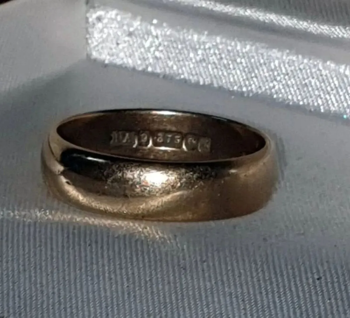 Vintage 9ct Gold Wedding Band Ring - Image 3