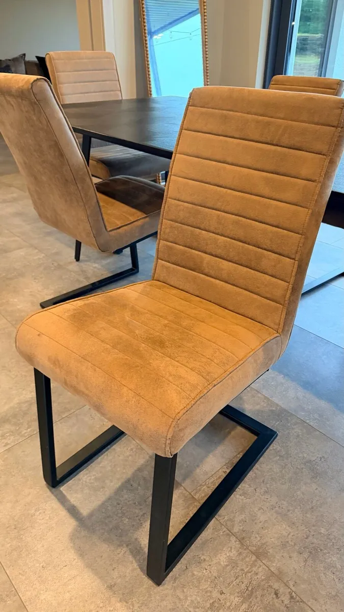 Dining chairs - Image 1