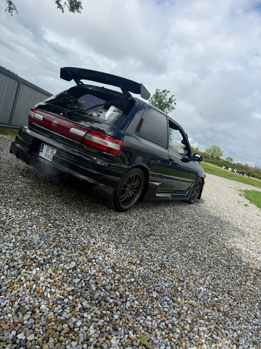 TOYOTA STARLET GT TURBO - Image 4