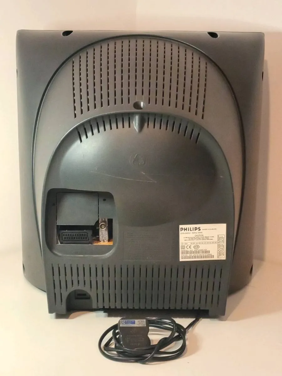 20" CRT TV Philips 20PV220/07 for parts/repair - Image 3