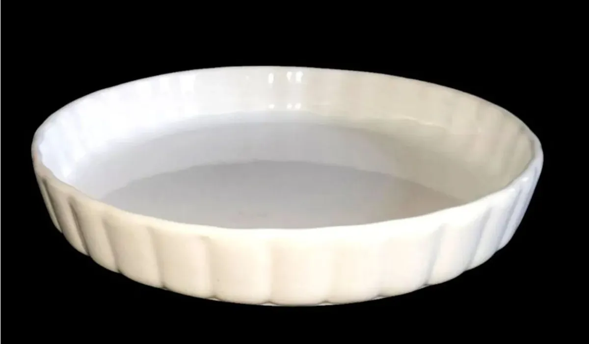 Vintage Harrods White Porcelain Quiche & Flan Dish - Image 2