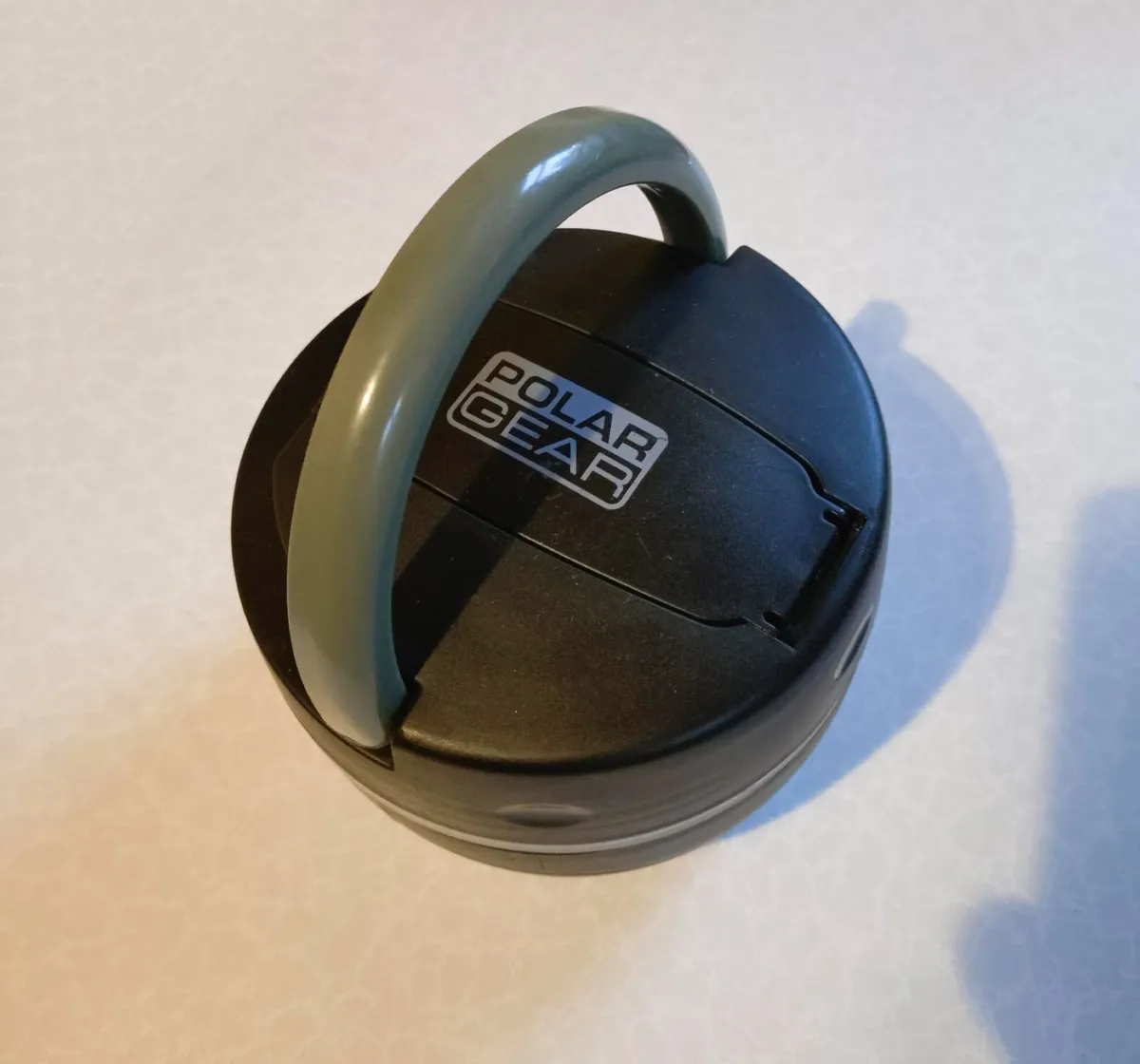 TRAVEL FOOD CONTAINER (GOOD CONDITION). - Image 2