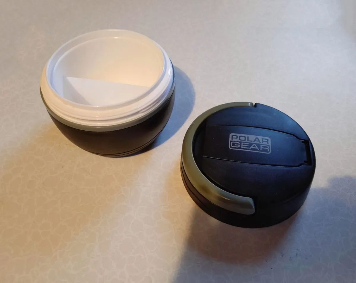 TRAVEL FOOD CONTAINER (GOOD CONDITION). - Image 3
