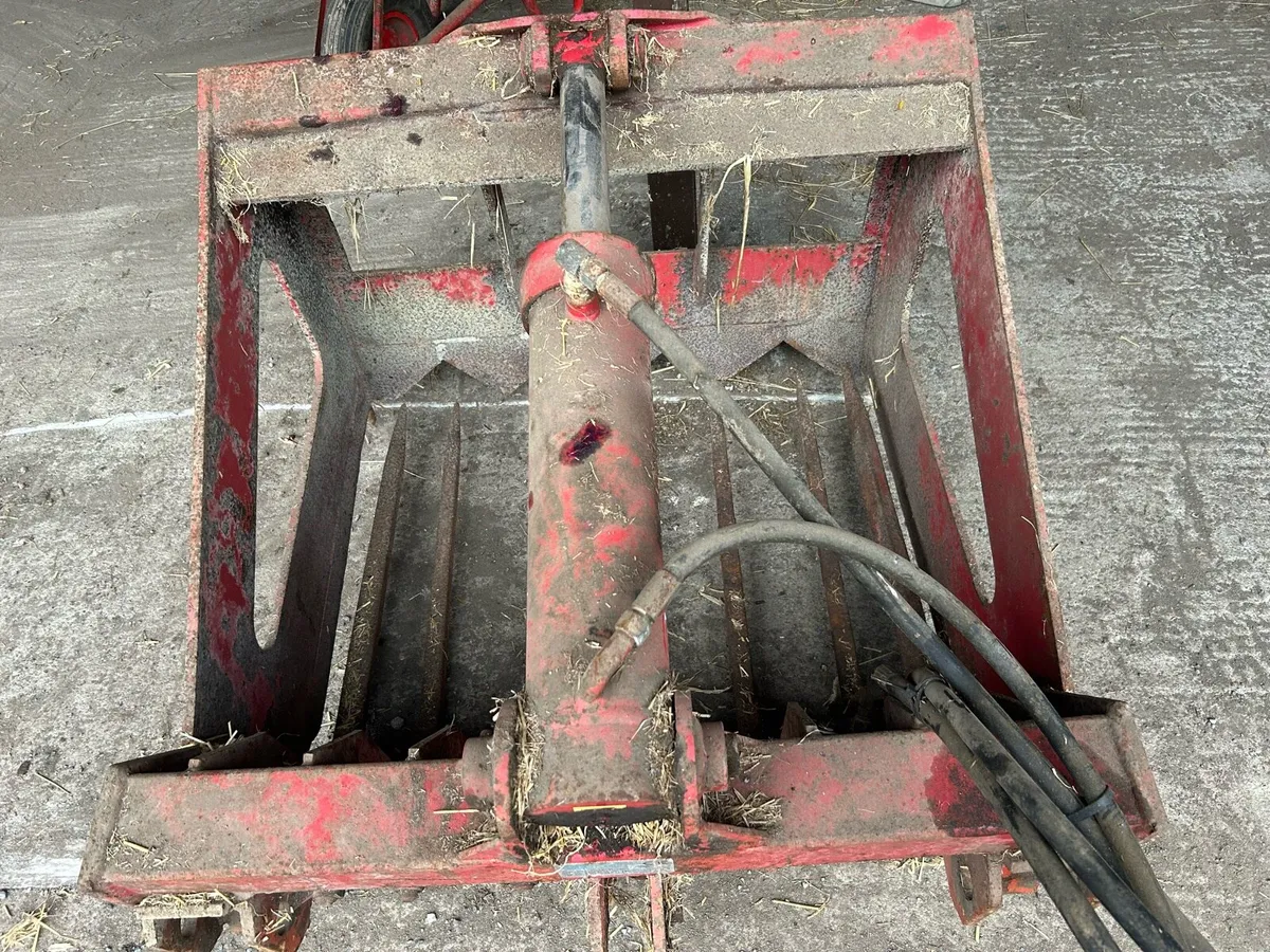 Shear Grab - Image 1