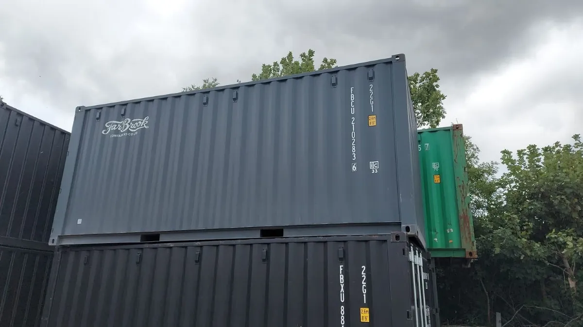 Shipping Containers - Image 4