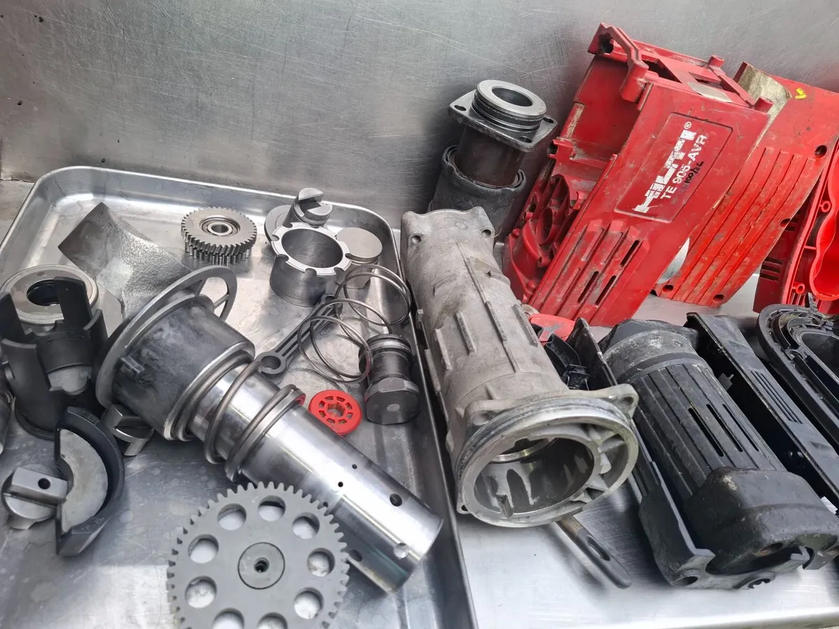 Hilti  drill/breaker ⚙️🔧 - Image 4