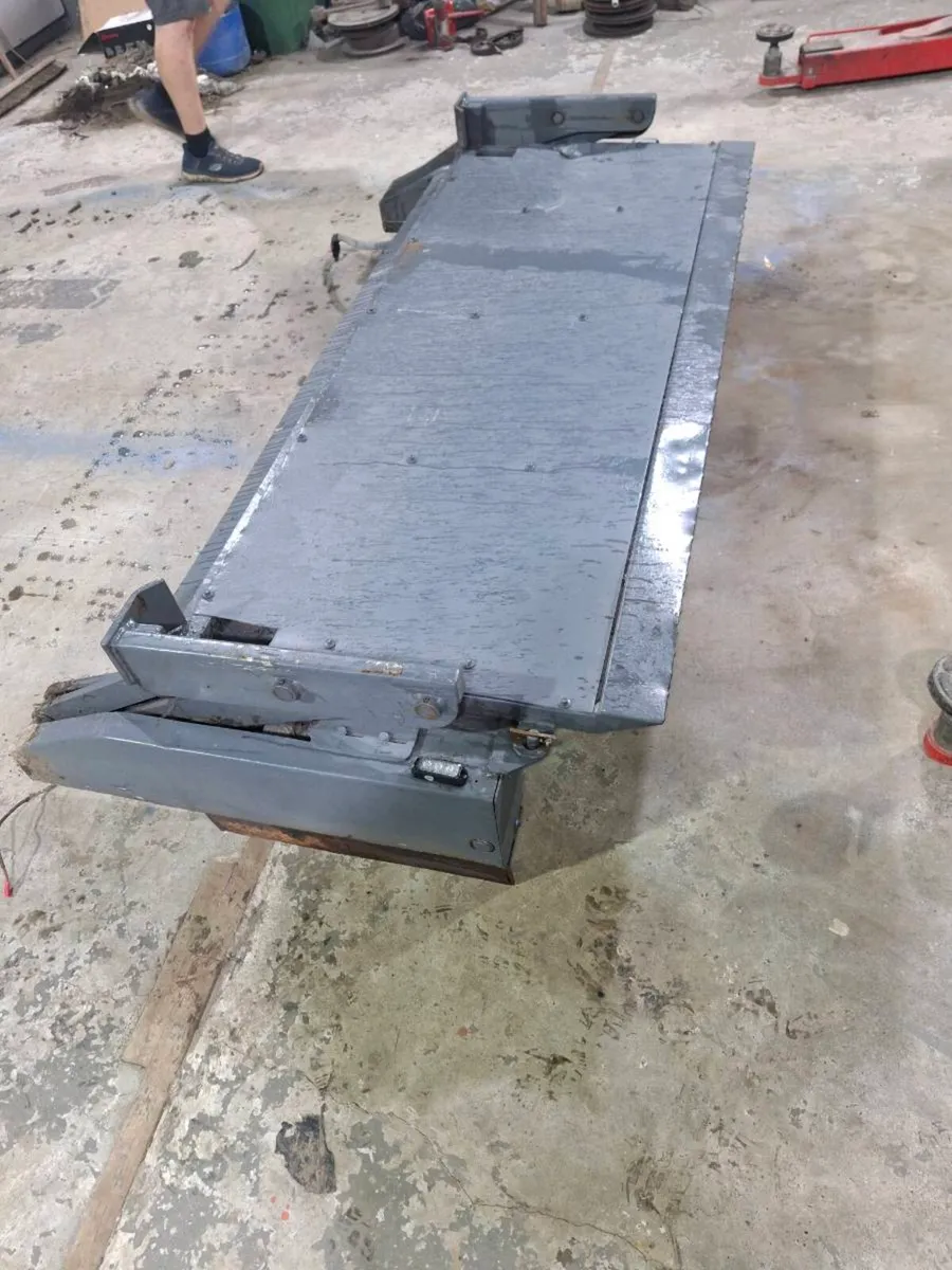 Tail lift for truck - Image 3