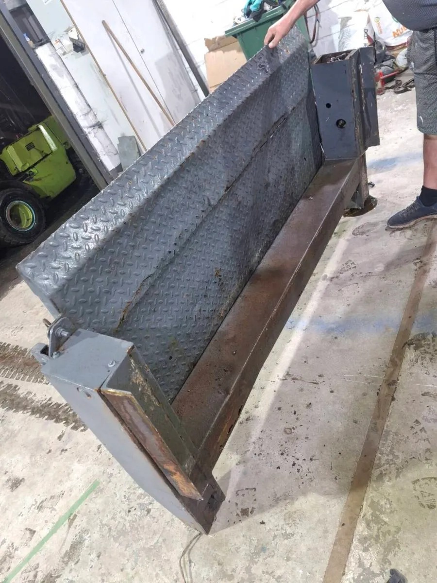 Tail lift for truck - Image 4