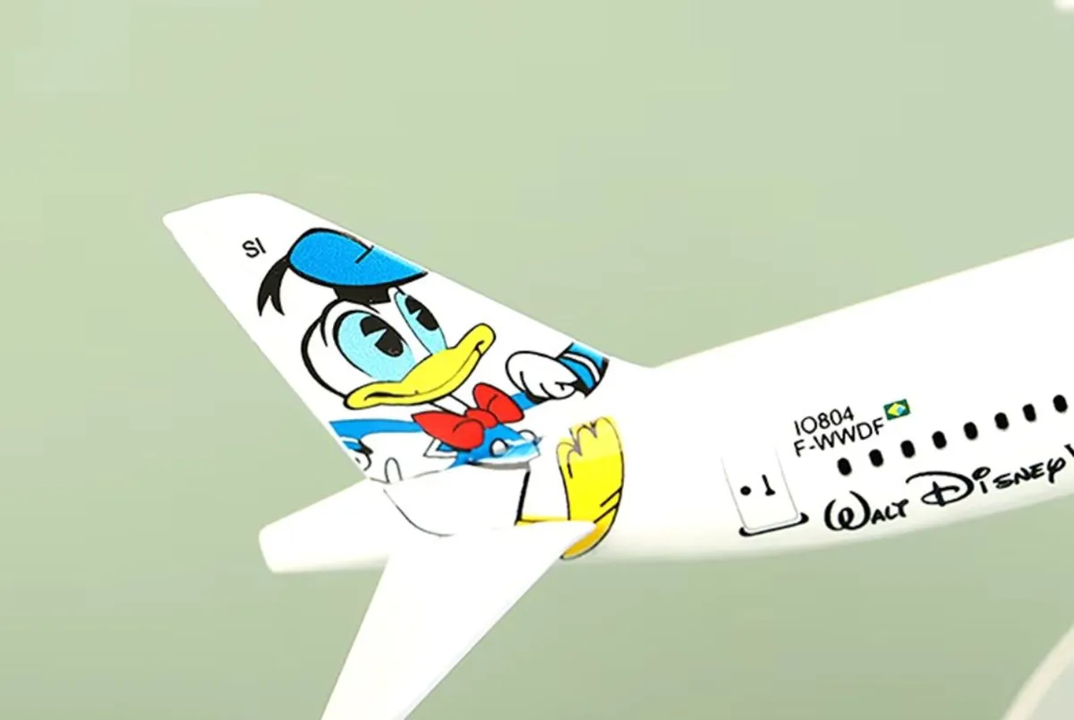 Disney, Diecast Metal, Airline, Free Post - Image 3