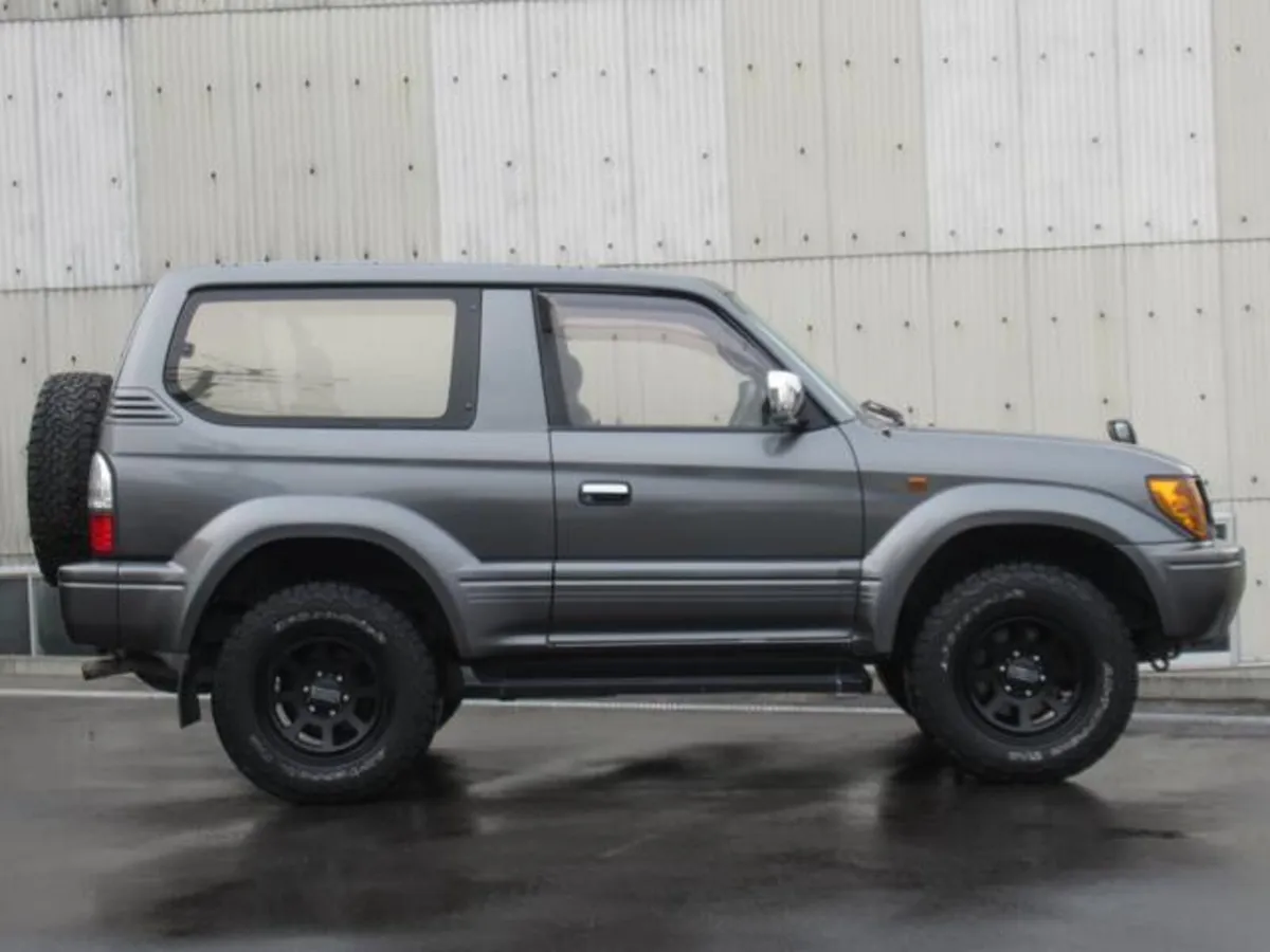 Toyota Landcruiser SWB 3.0 Diesel 2 Seats Auto - Image 3