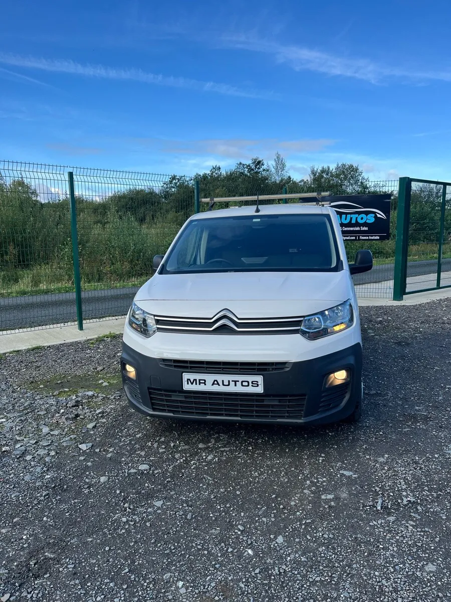211 CITROEN BERLINGO HIGH SPEC - Image 3