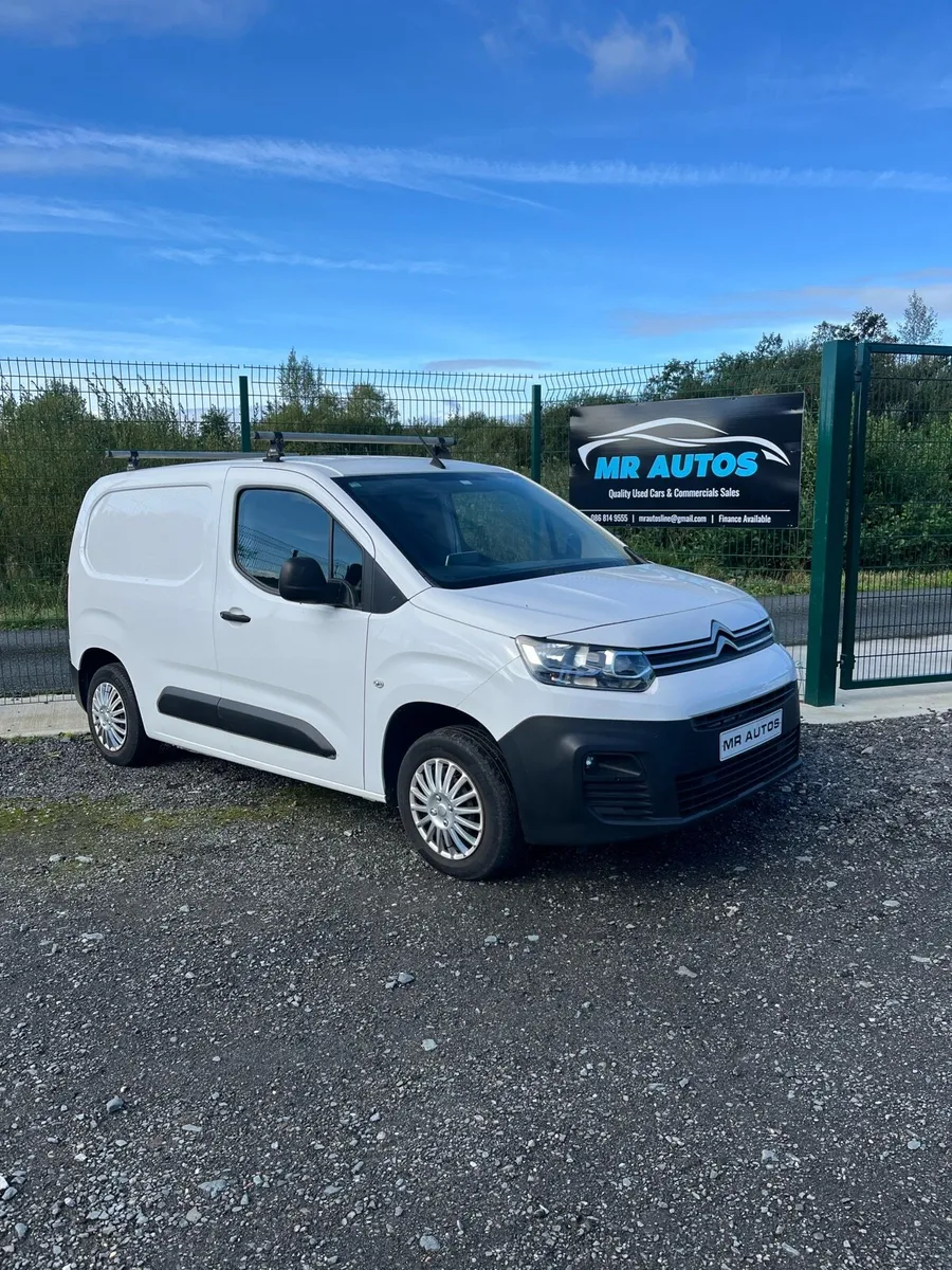 211 CITROEN BERLINGO HIGH SPEC - Image 1