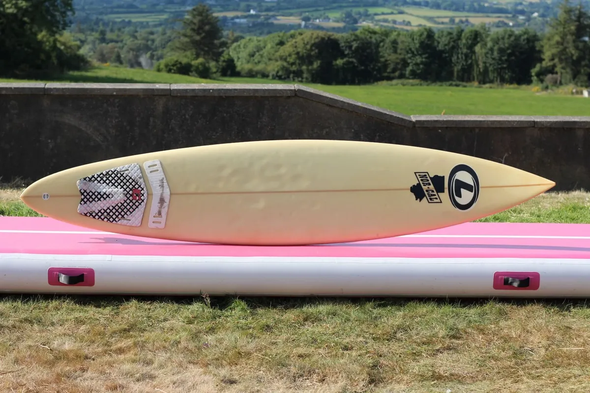 surfboard - Image 1