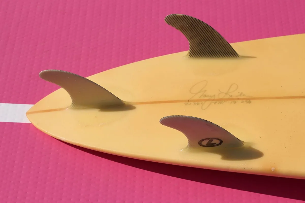 surfboard - Image 3