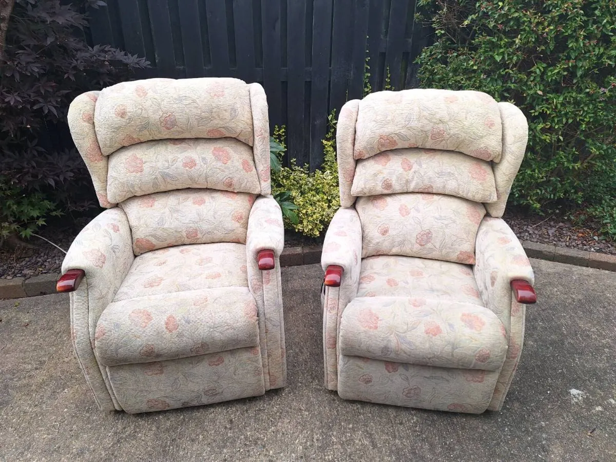 Riser recliner electric armchairs - Image 2
