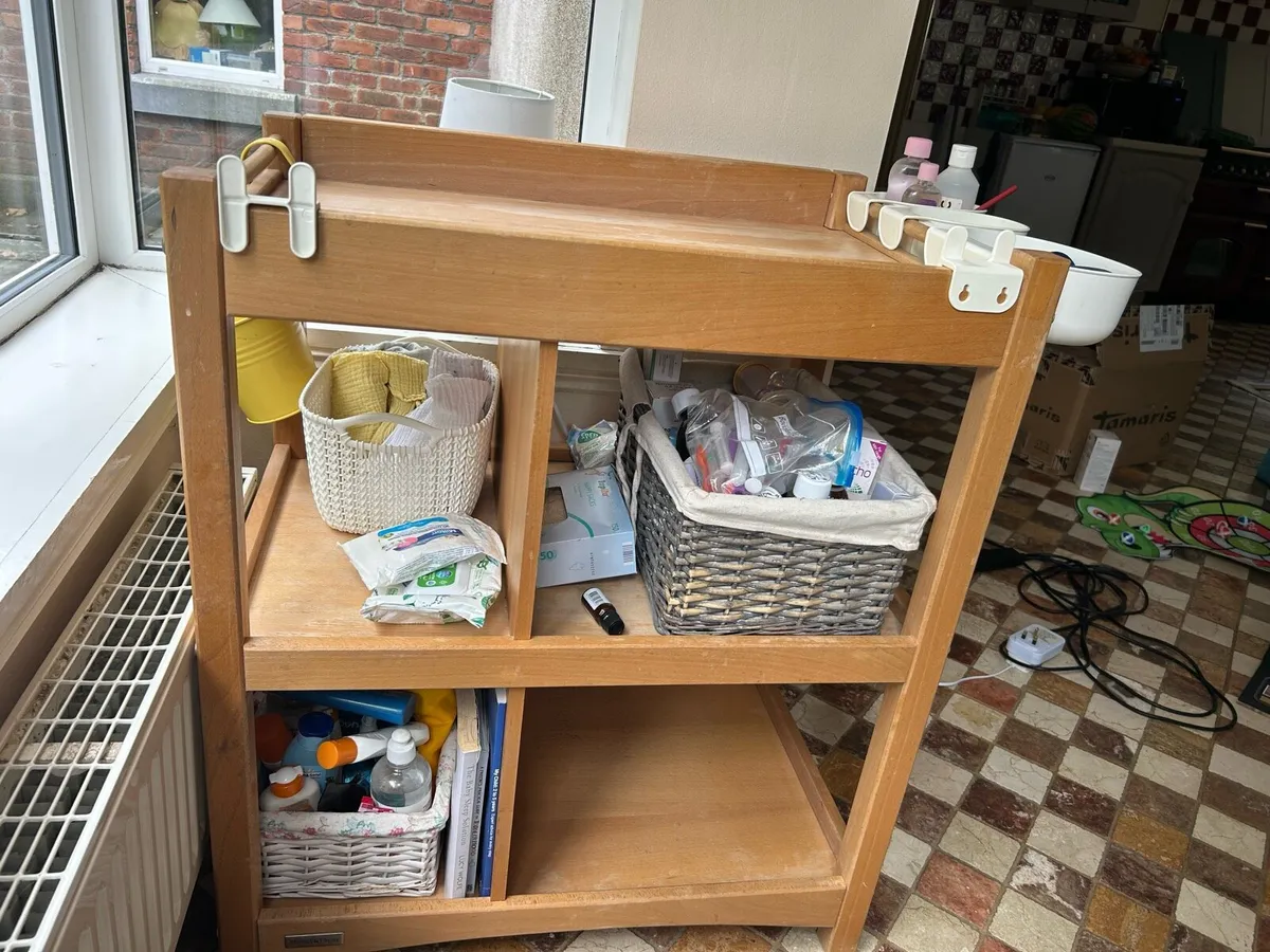 Mamas and Papas changing table - Image 2