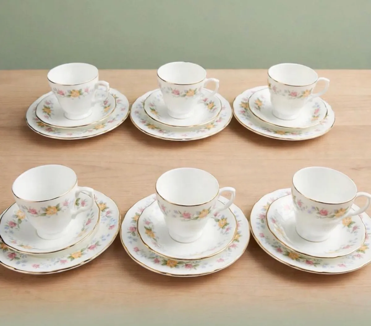 Vintage tea set new in box - Image 1