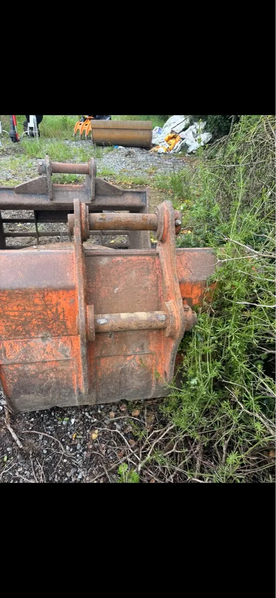 Digging bucket digger - Image 2