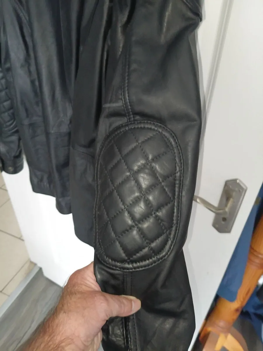 Leather jackets - Image 2