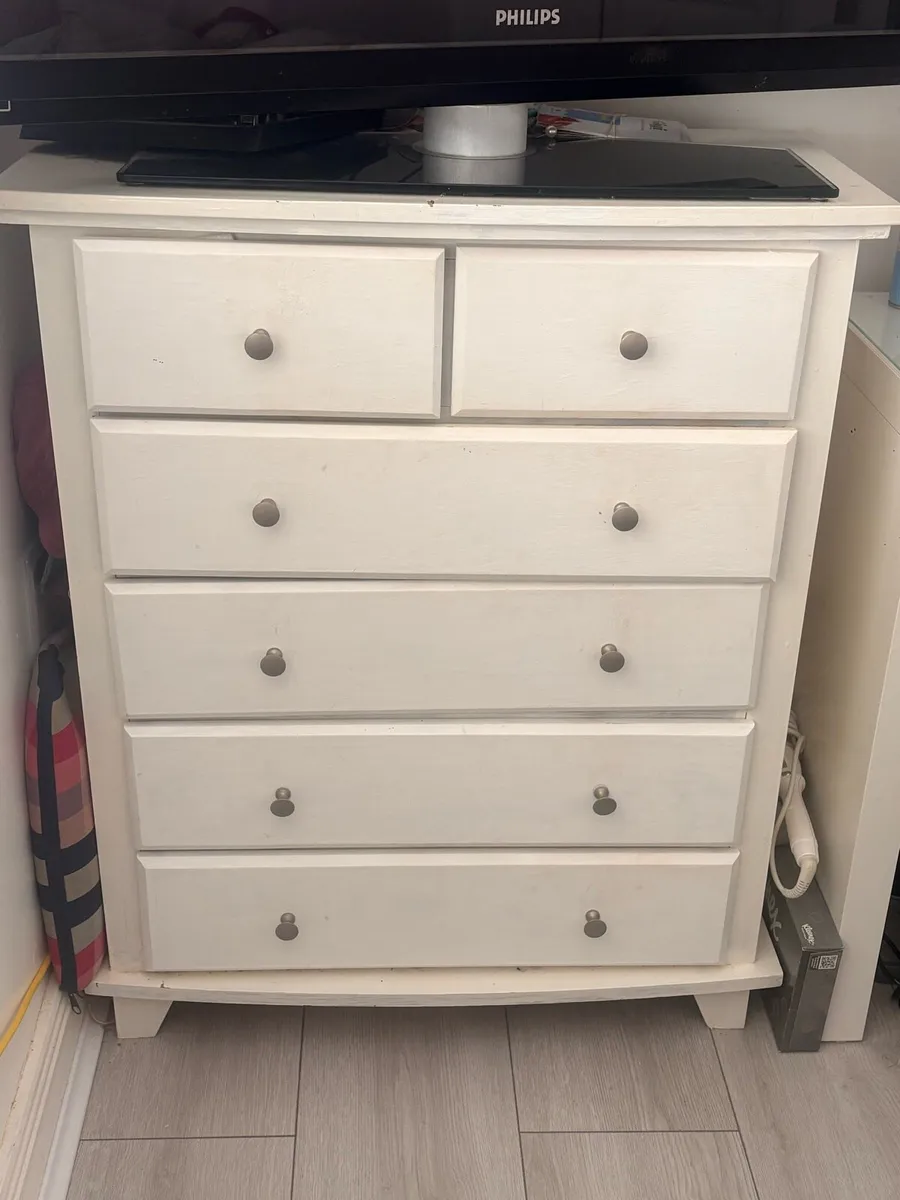 Chest of drawers - Image 1