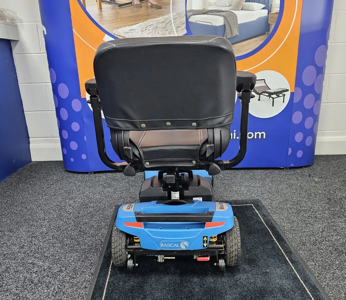 Pre-Owned Rascal Veo Sport Life Mobility Scooter - Image 3