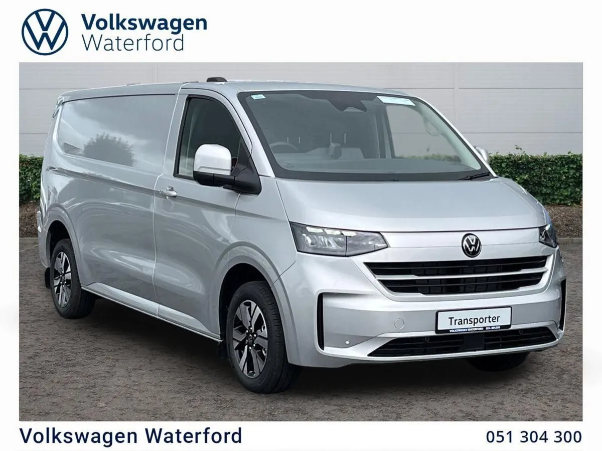 Volkswagen Transporter Highline LWB 150HP Auto (Pr - Image 1