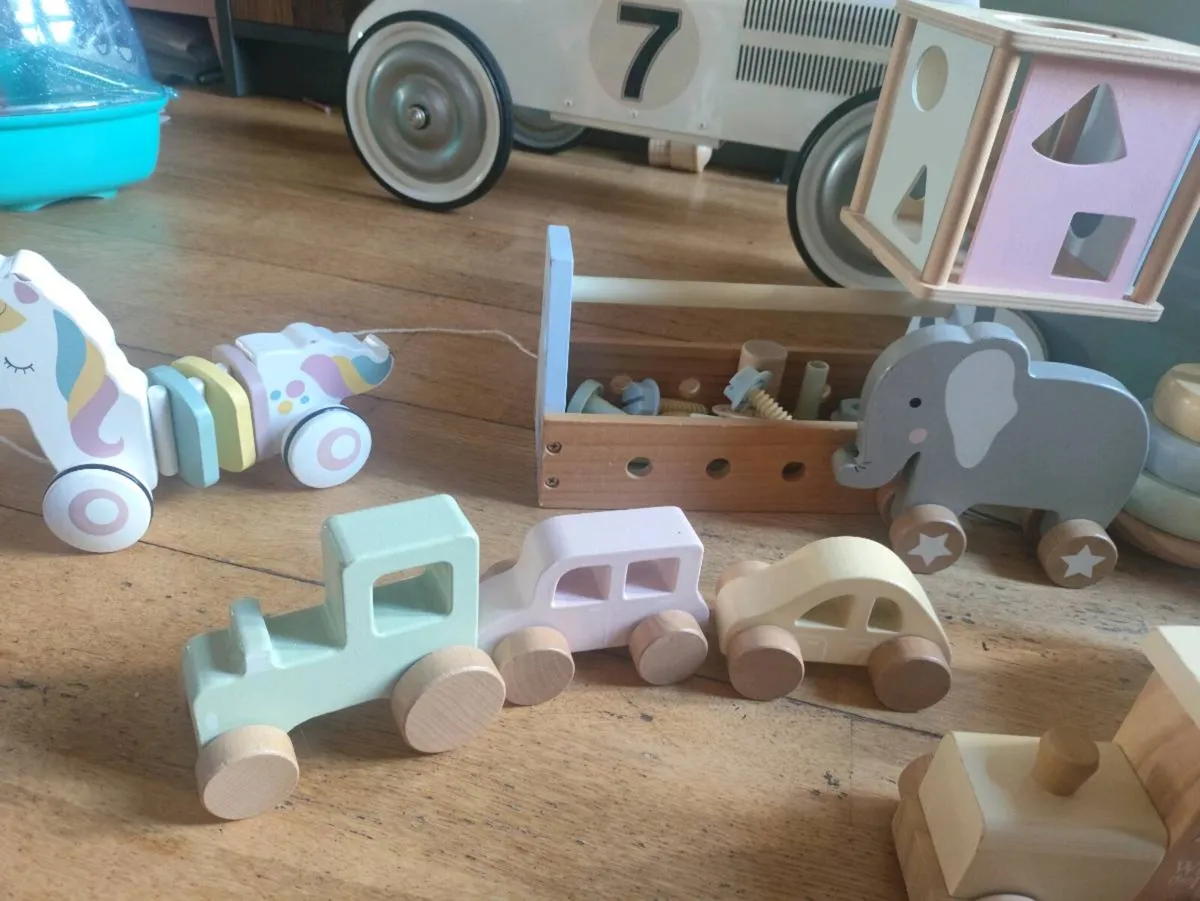Kids trolly storage - Image 4