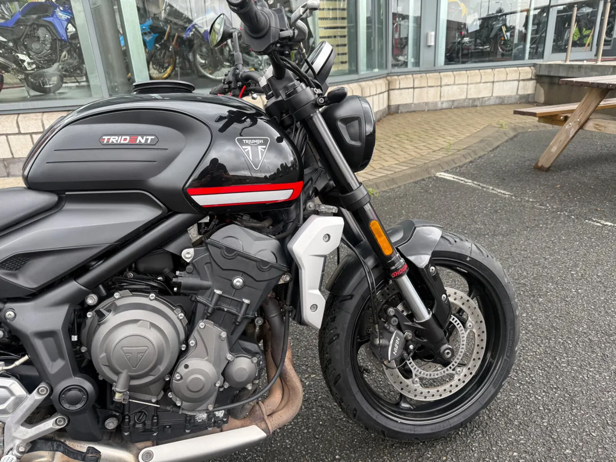 2021 Triumph Trident 660 - Image 2