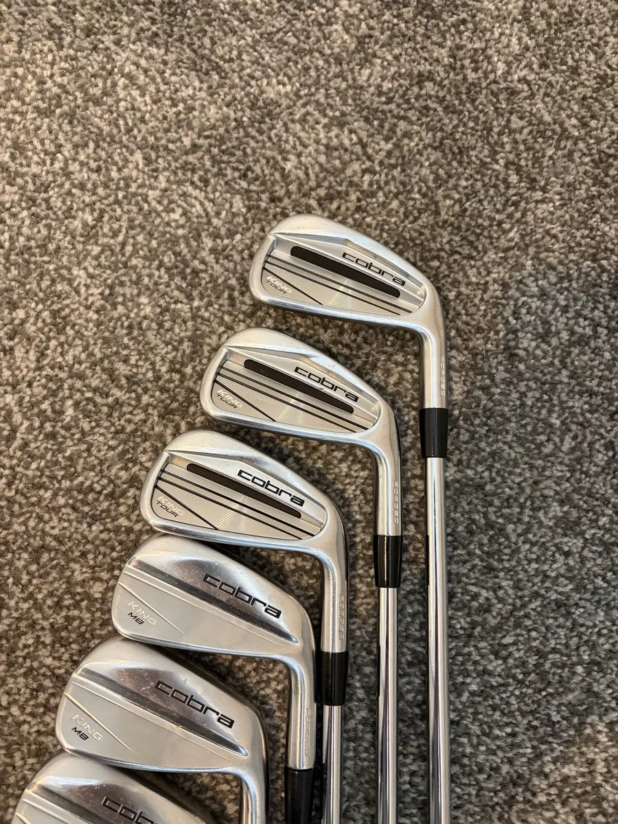 Cobra golf irons / Taylormade golf bag - Image 3