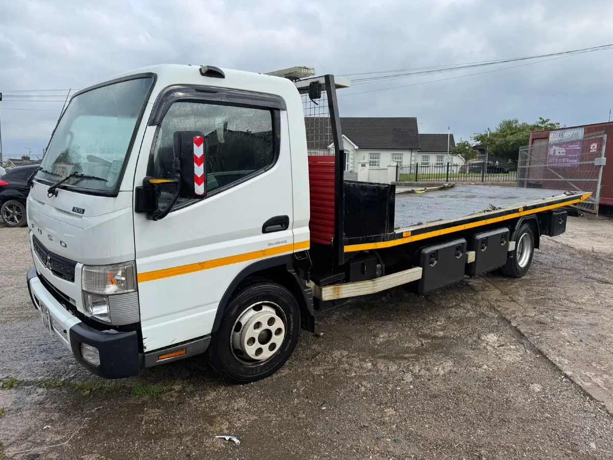 Mitsubishi Canter 2015 - Image 1