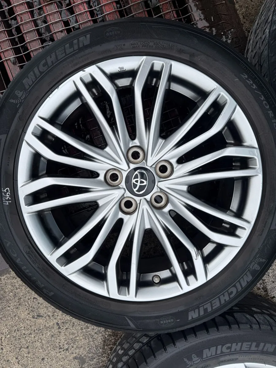 2018 TOYOTA AVENSIS 18" ALLOY WHEELS - Image 1