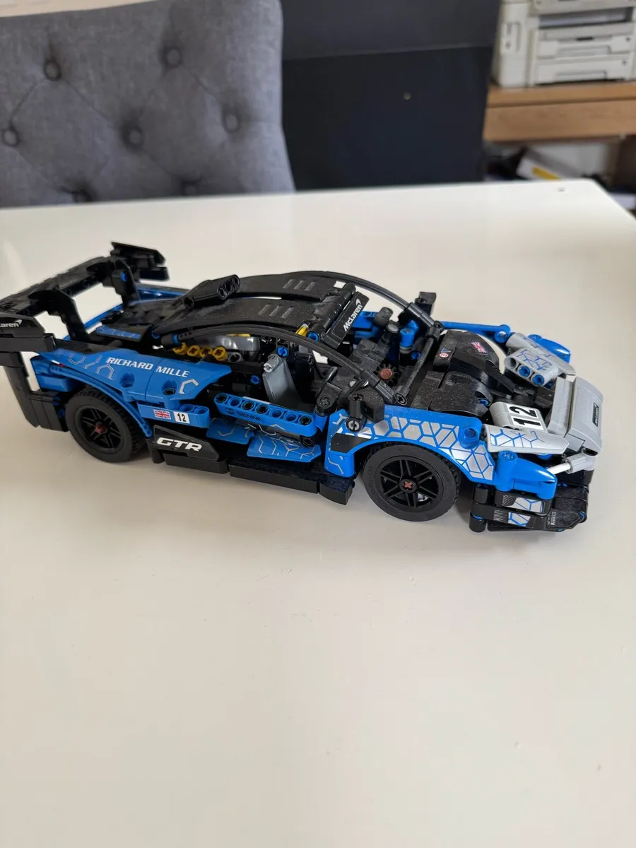 Lego 42123 - Image 4