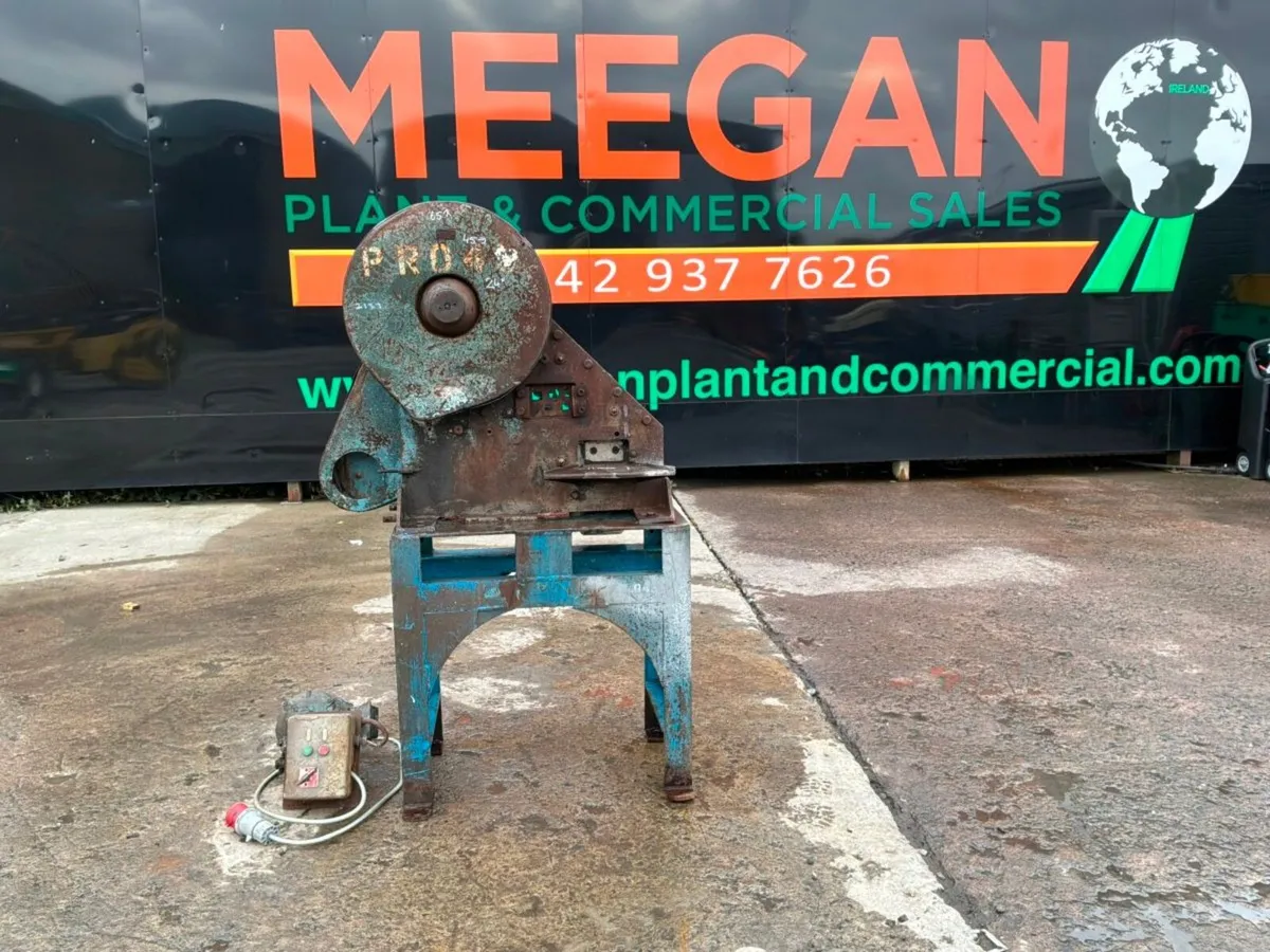3 phase compact Iron worker / guillotine........29 - Image 1