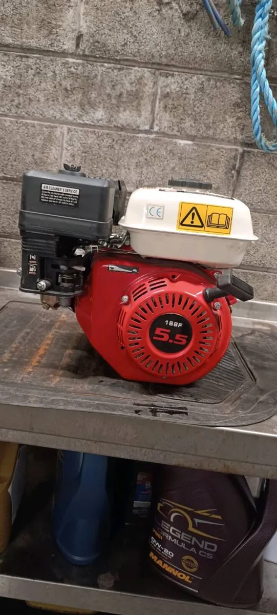 5.5 hp Engine - Image 1