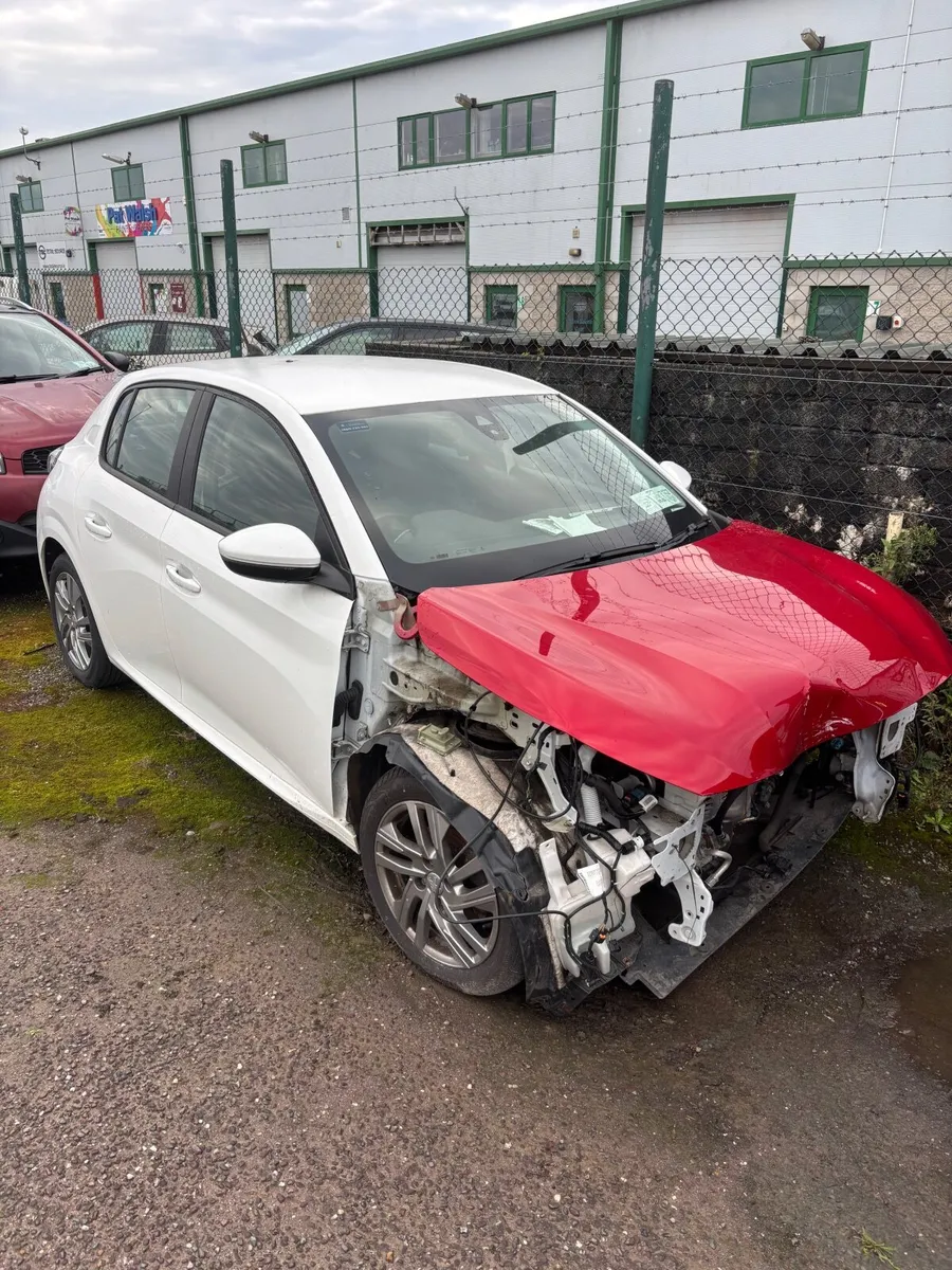 Peugeot 208 2020 petrol parts - Image 4