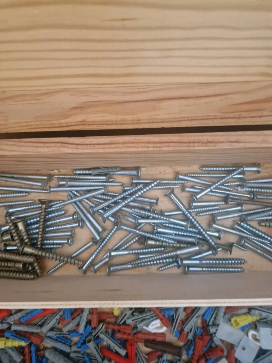 Tools and box drill screws - Image 2