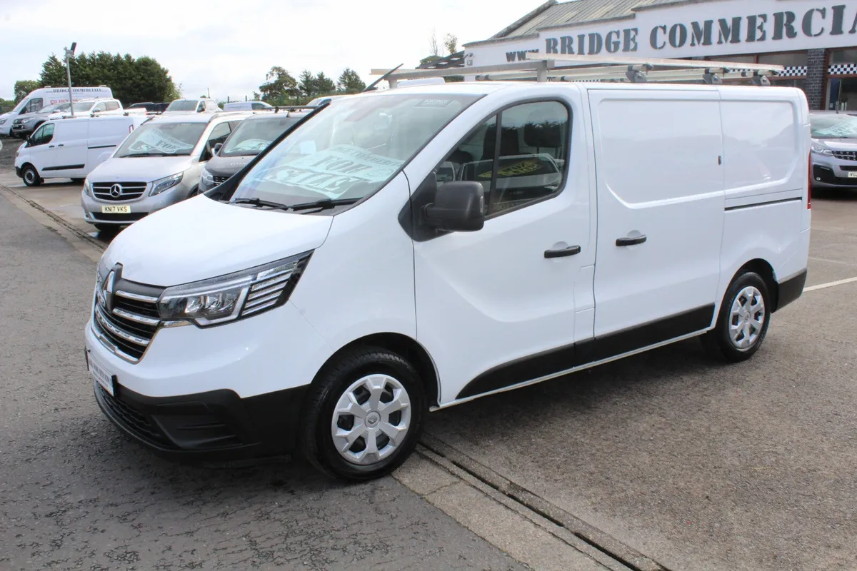 2023 Renault Trafic SL28 Business+ - Image 3