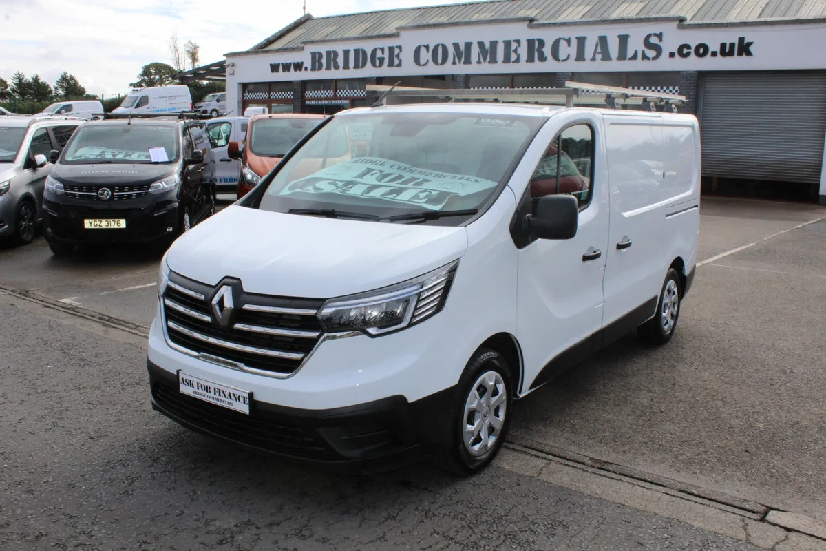2023 Renault Trafic SL28 Business+ - Image 1