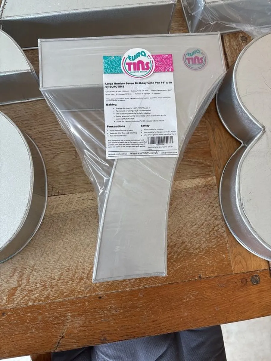 cake tins - Image 3