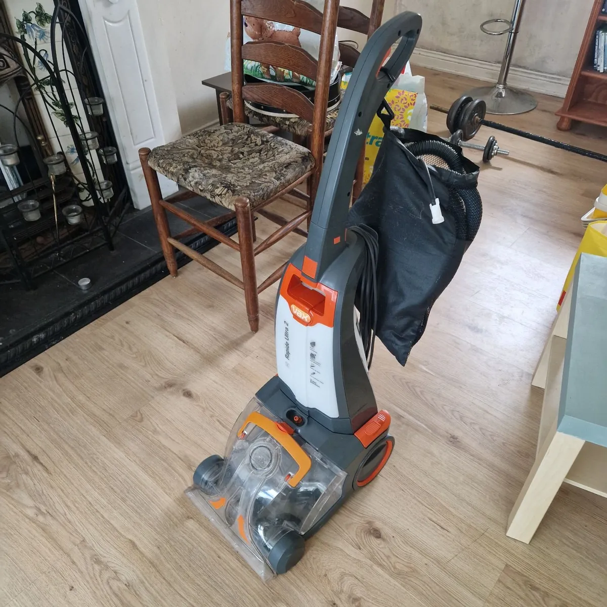 carpet cleaner