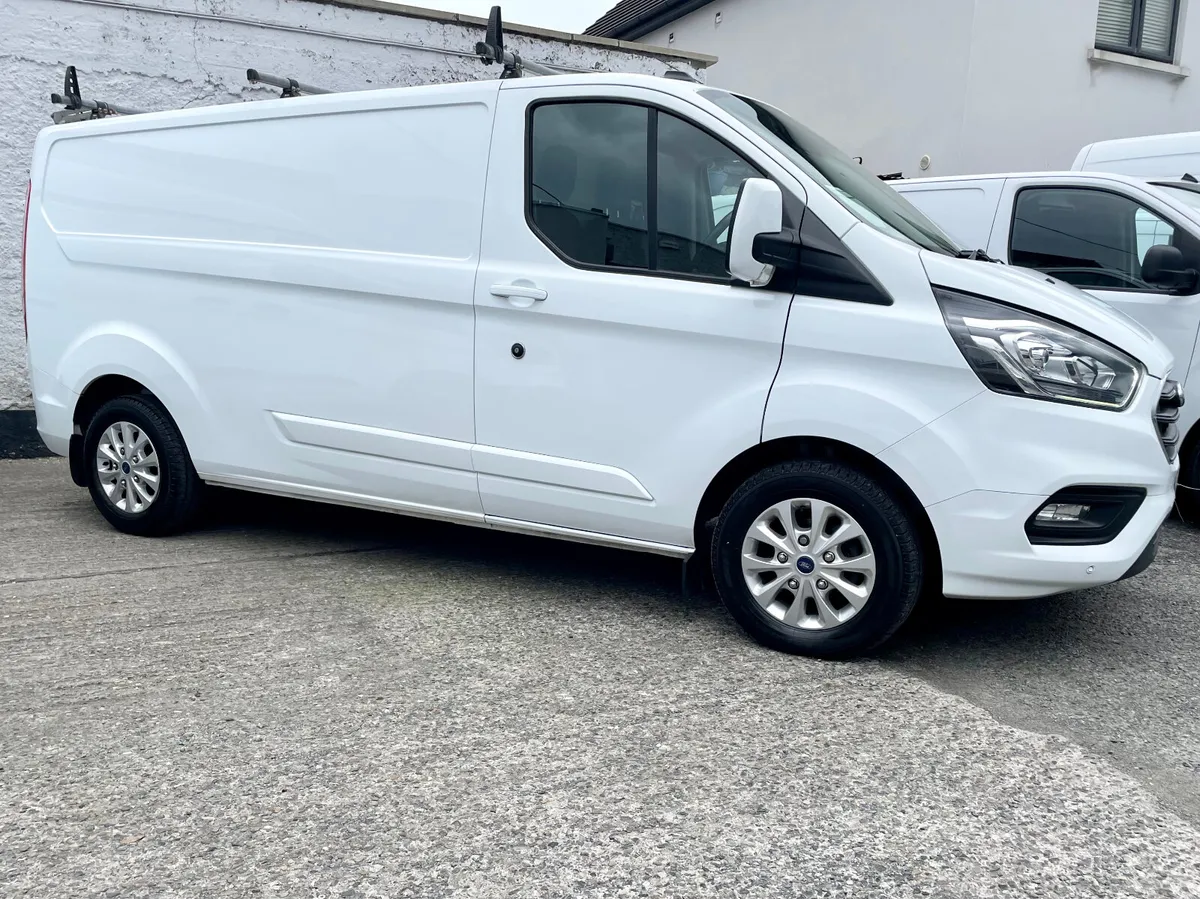 Ford Transit Custom  L2 2.0TDCI 130PS LIMITED,2023 - Image 2